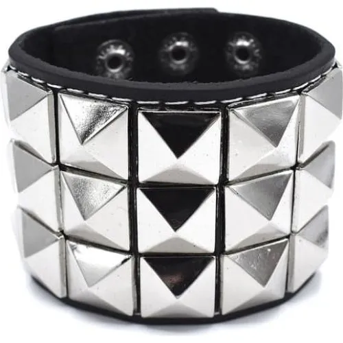Sort armbånd med nitter - Pyramid