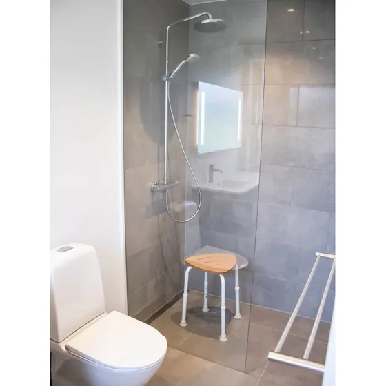SUNDO Badetaburet med træ-look og aluminium - 40x36 cm