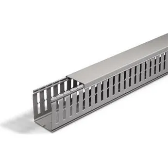 Ledningskanal 100x100mm med 8mm slidser, RAL 7030, grå