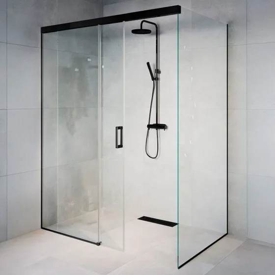 Brasta Milda Soft brusehjørne 119x79,8 cm - klart glas, sort profil
