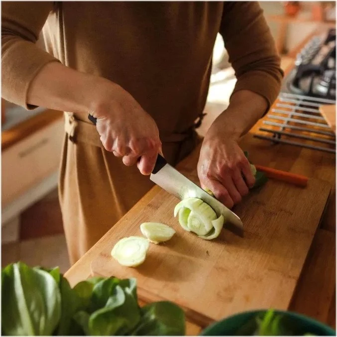 Fiskars Functional Form Santokukukniv 16 cm