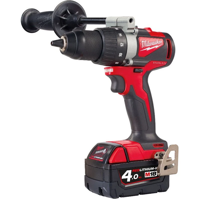 Milwaukee M18 BLDD2-402X bordskruemaskine inkl. 2×4,0Ah batterier & lader