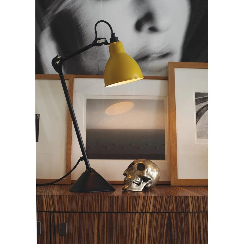 Lampe Gras 205 bordlampe, sort/gul - DCW
