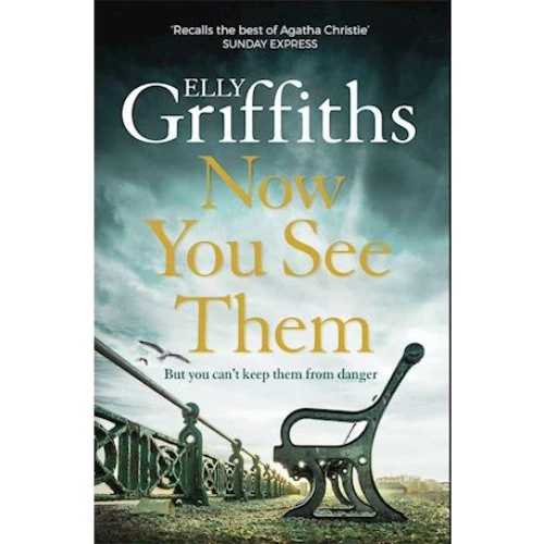 Elly Griffiths: 'Now You See Them' - Bog