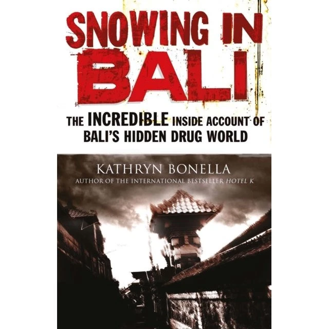 Snowing in Bali - Kathryn Bonella (Bog)