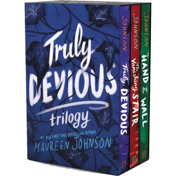 Maureen Johnson: Truly Devious 3-bog Box Set