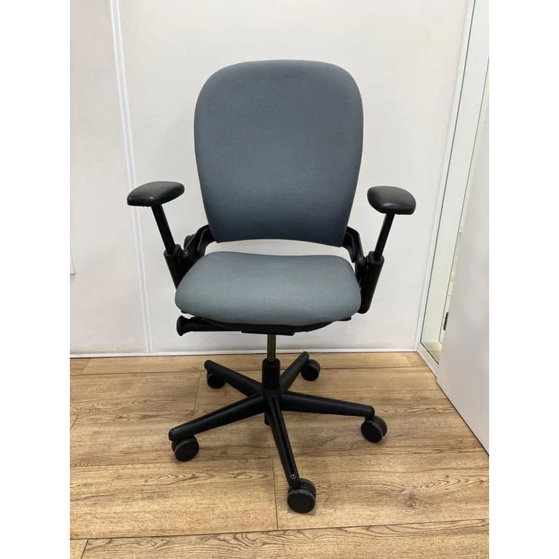 Steelcase Leap V1 Kontorstol - Grå (Renoveret)