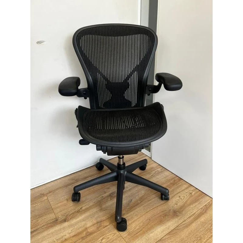Herman Miller Aeron Graphite PostureFit Størrelse B