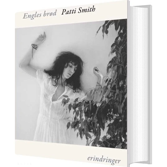Engles brød – Patti Smith (biografi & erindring)