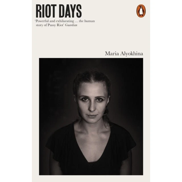 Riot Days af Maria Alyokhina