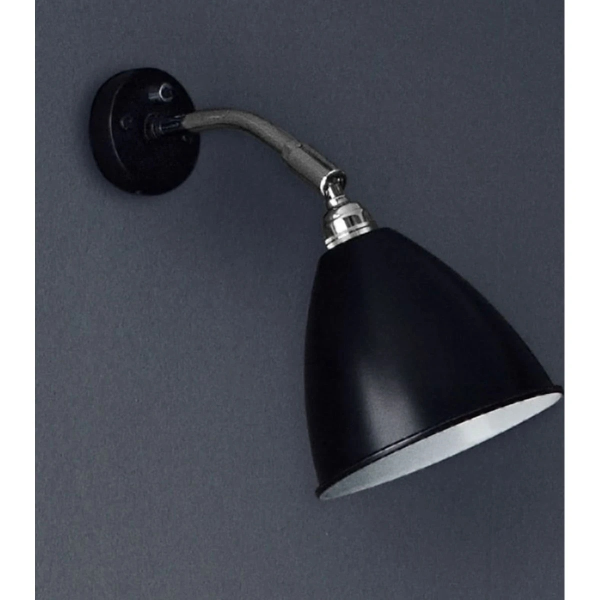 GUBI Bestlite BL7 Væglampe – Sort/Krom, Ø 16 cm