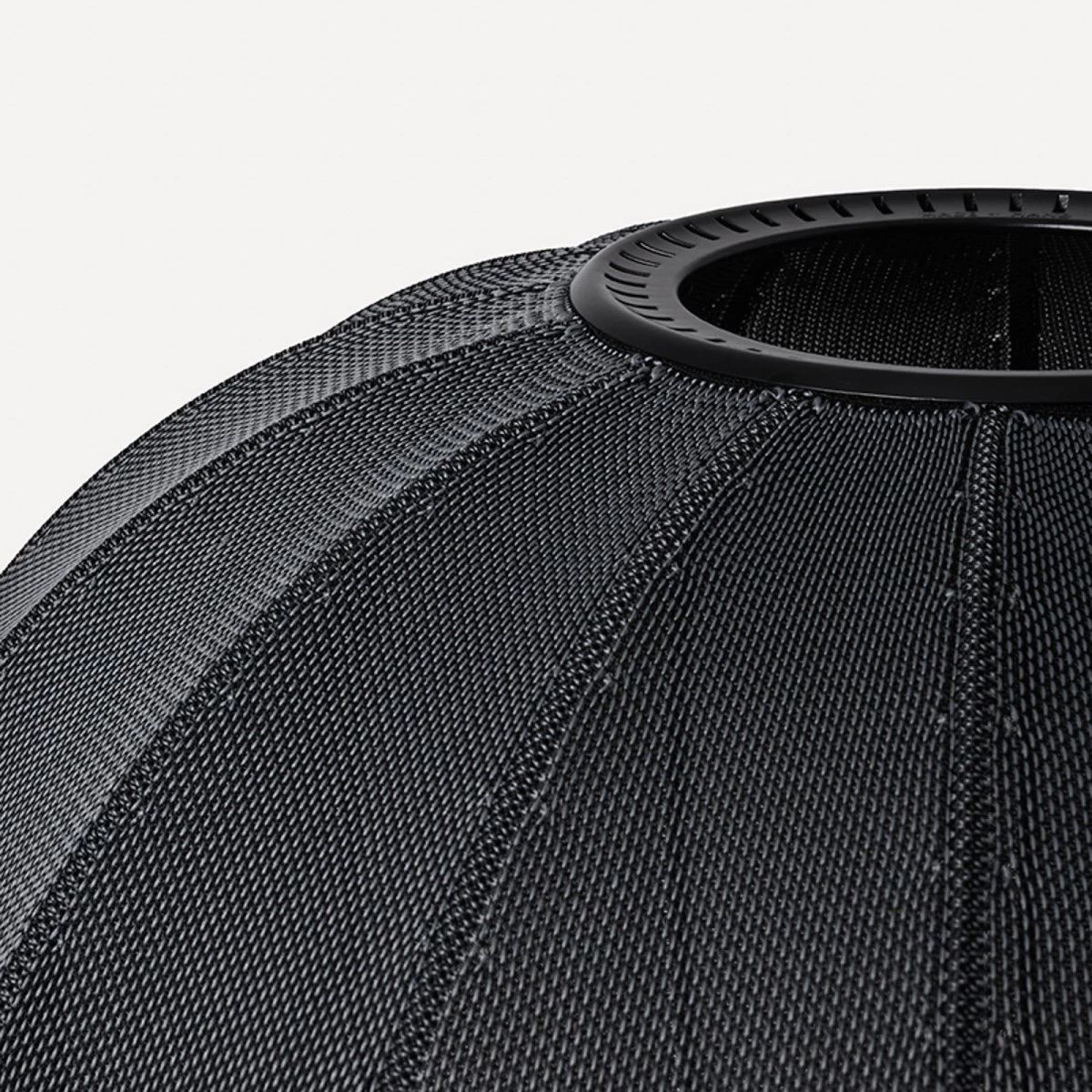 Made By Hand Knit-Wit 60 Round Pendel Black