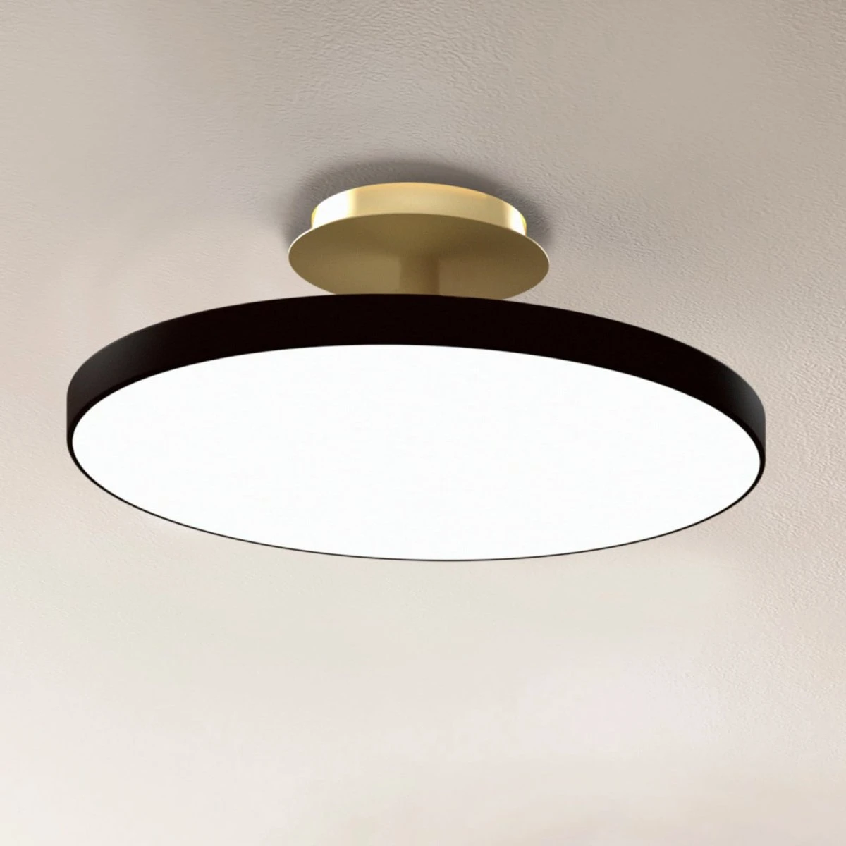 Umage Asteria UP PLUS LED-loftlampe, sort, 60 cm