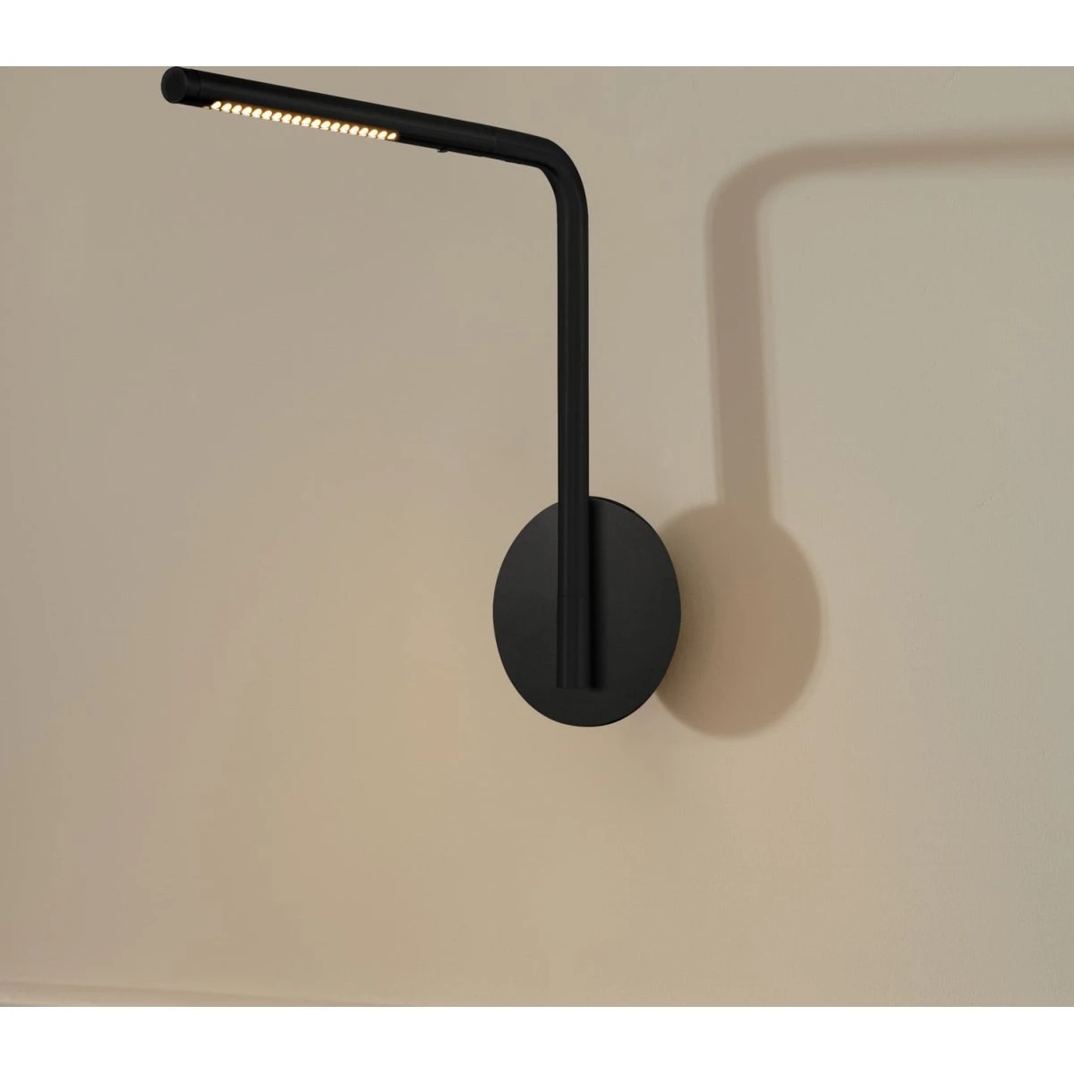 UMAGE Omni Pivot LED-væglampe, sort, dæmpbar