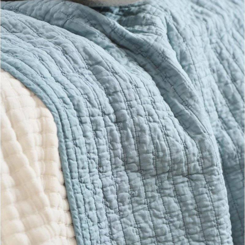Ib Laursen Blåt Quilt med Korssting 130x180 cm