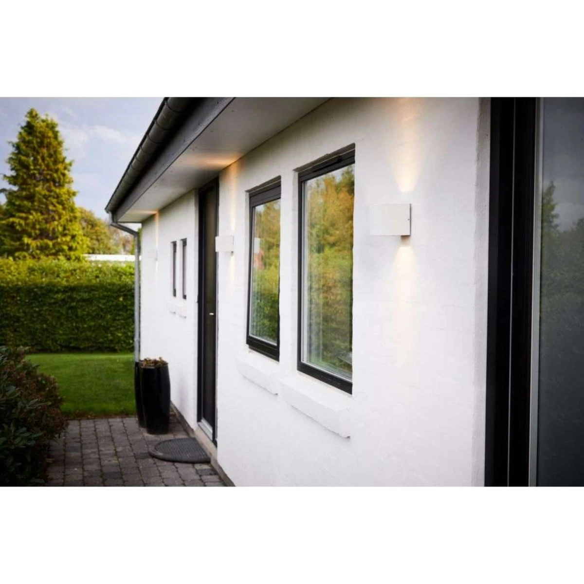 Loom Design Alf Udendørs Væglampe IP65 - Hvid Aluminium
