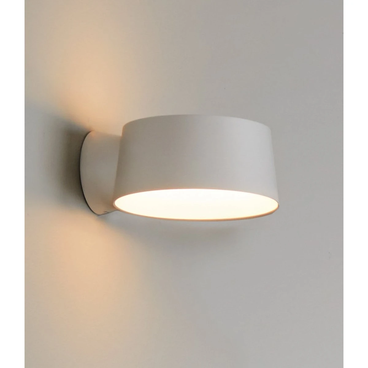 Loom Design Cookie Væglampe White - Moderne Aluminium