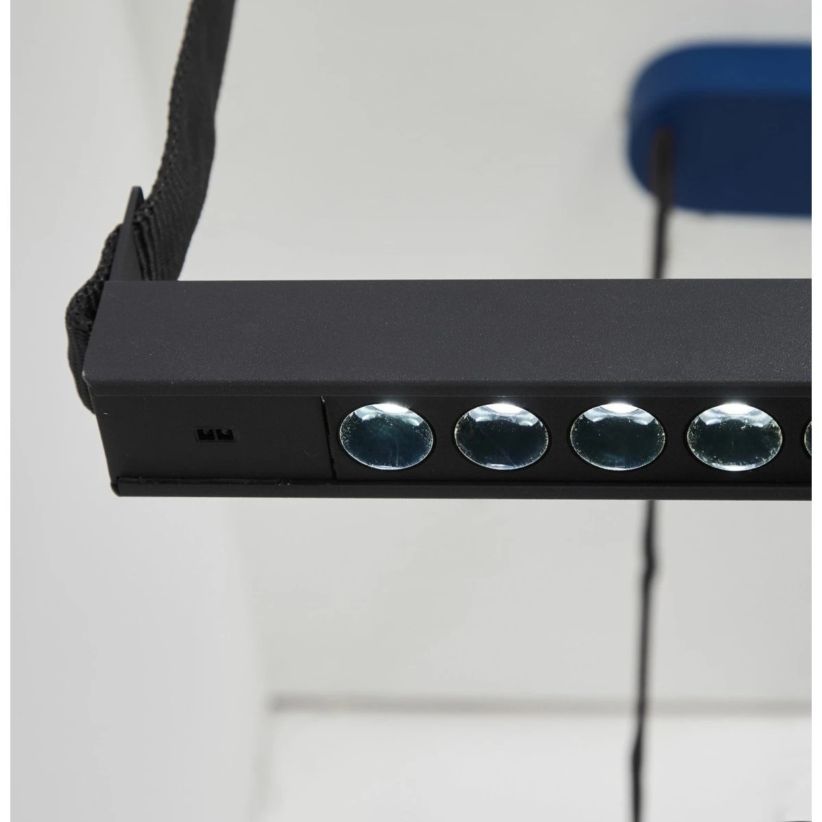 Loom Design Belto Pendellampe Black - 130 cm Lineær LED