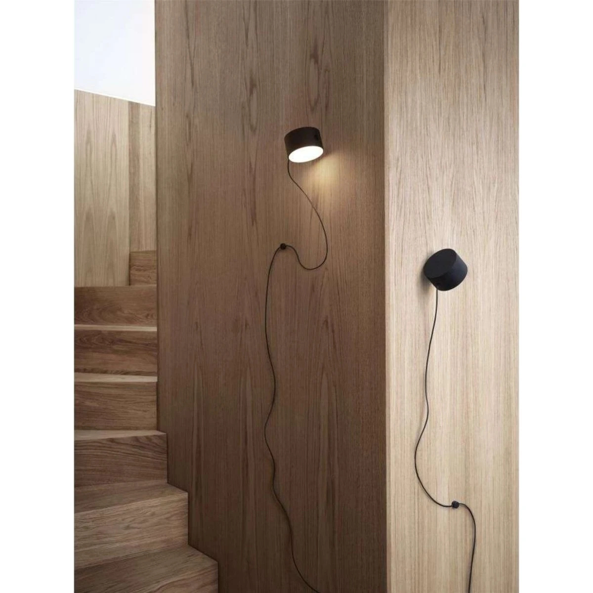 Muuto Post væglampe - Brown Green - Metal