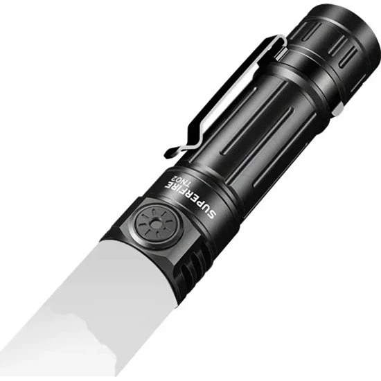 Superfire TN02 Lommelygte - 1800 lumen, USB-C, 265m rækkevidde
