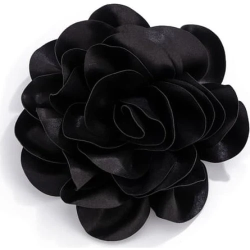 Stor sort satinblomst broche og corsage