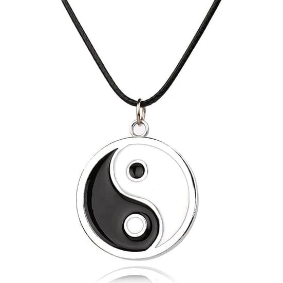 Halskæde med Yin Yang vedhæng Sort/Hvid