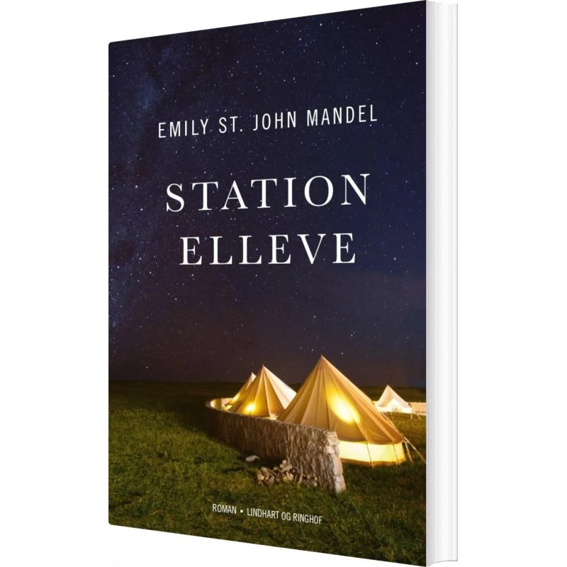 Station Eleven – Emily St. John Mandel (paperback)