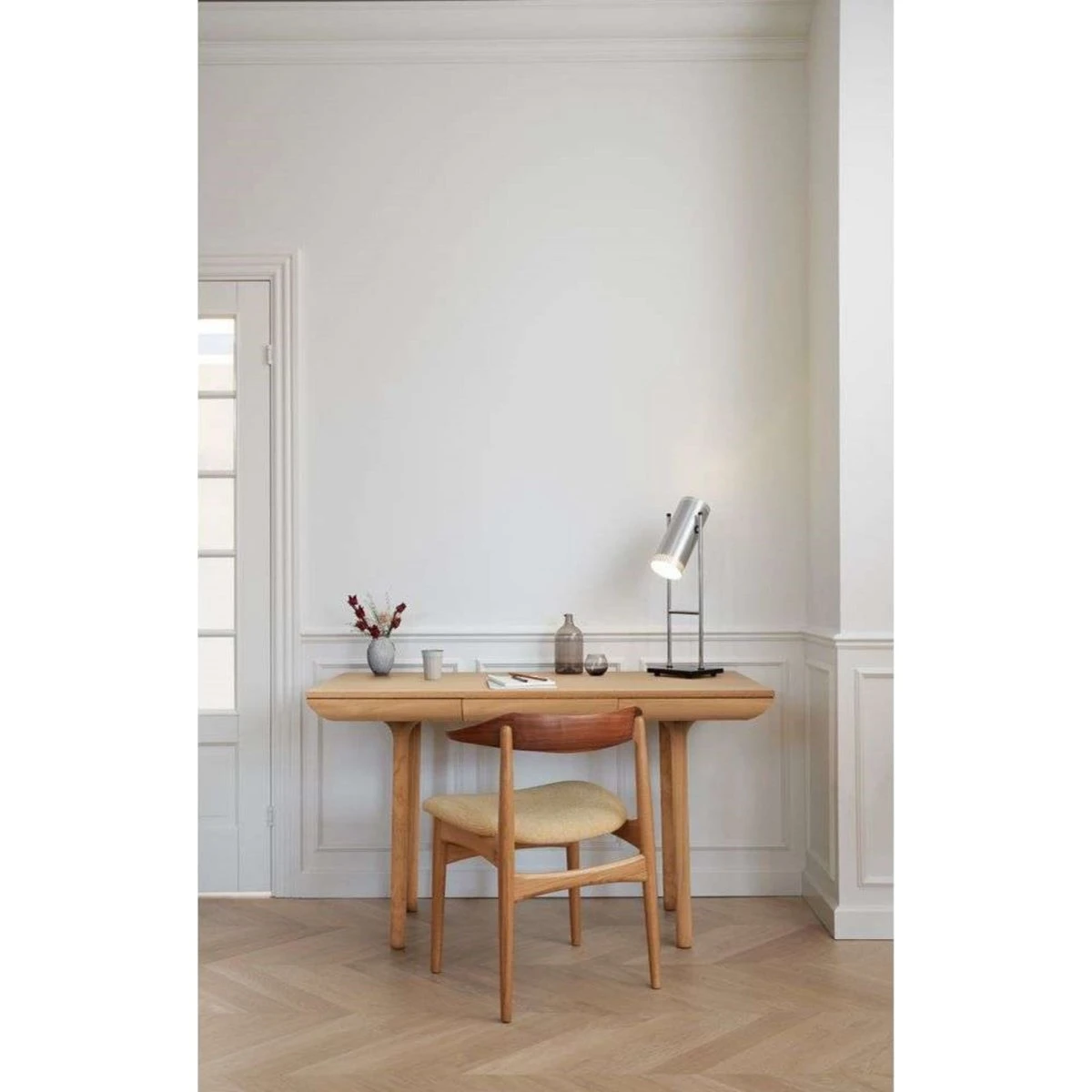 Warm Nordic Trombone Bordlampe i Aluminium