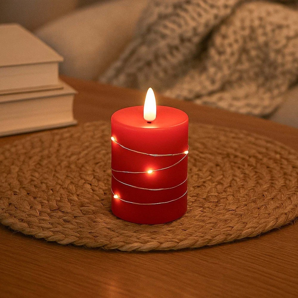 LED Bloklys med lyskæde, flammeeffekt, rød stearin, 10cm, Ø7,5cm