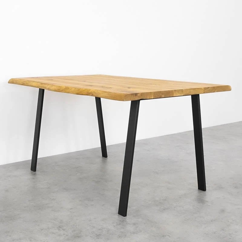 Uris Basic 75x72 sort metalbordben i stål