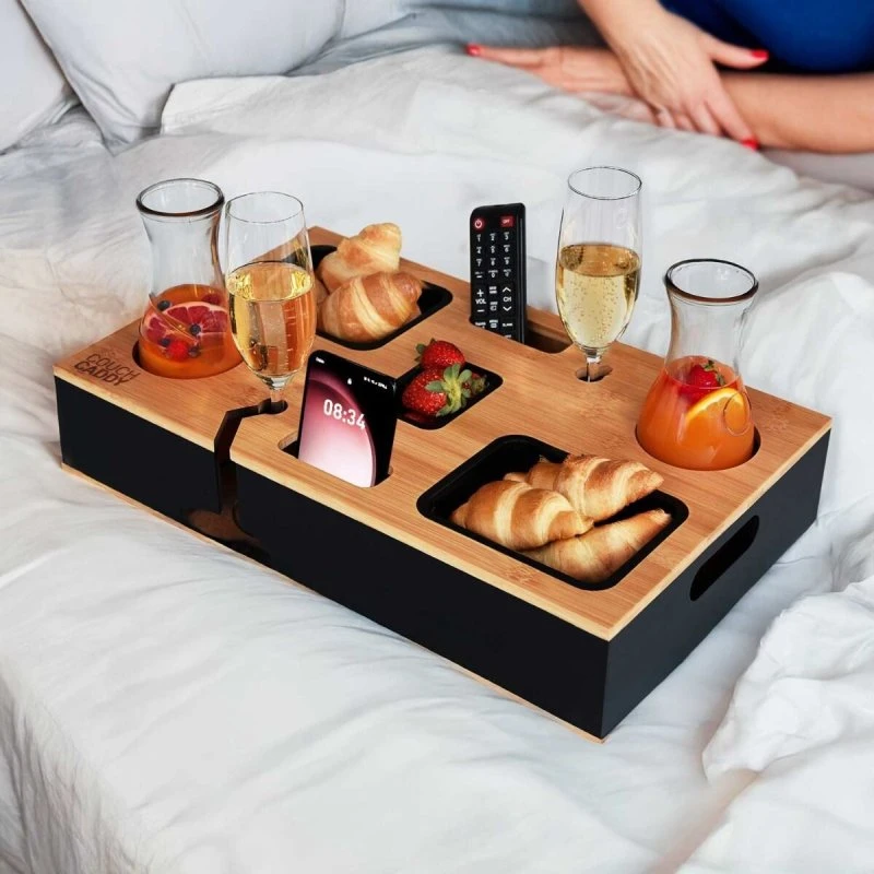 Mikamax Couch Caddy – Serveringsbakke med skåle og kopholder