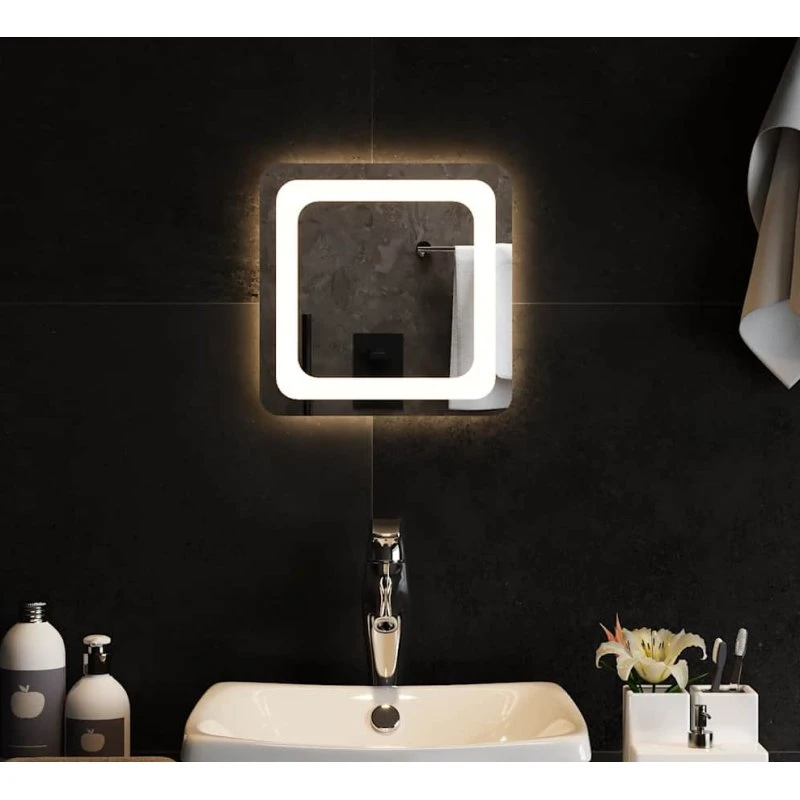 LED badeværelsesspejl 30x30 cm IP65 med USB