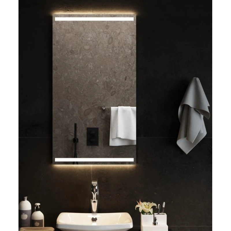 Badeværelsesspejl med LED 50x90 cm, IP65, USB