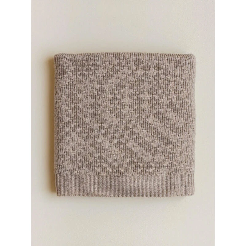 Hvid Knitware Dora babytæppe i merinould – Sand