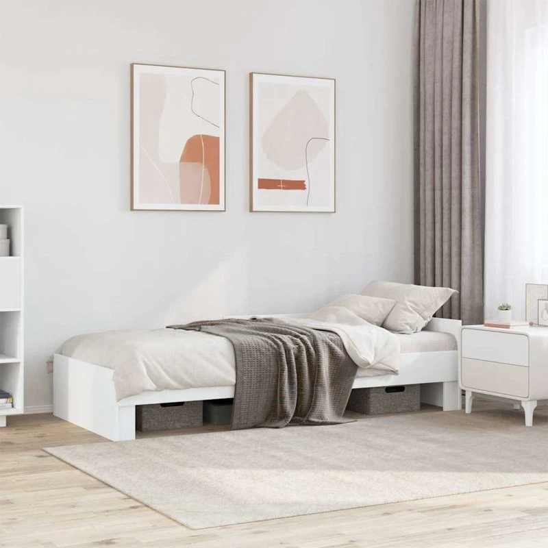 Sengeramme 90x190 cm i hvidt konstrueret træ