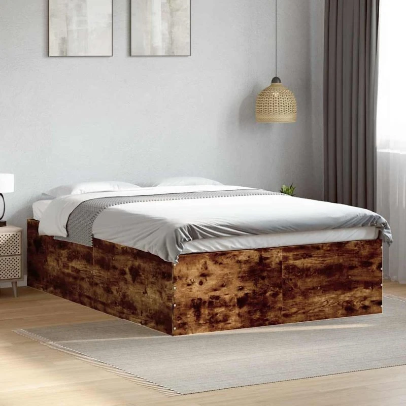 Sengestel 120x200 cm i røget eg - robust konstrueret træ