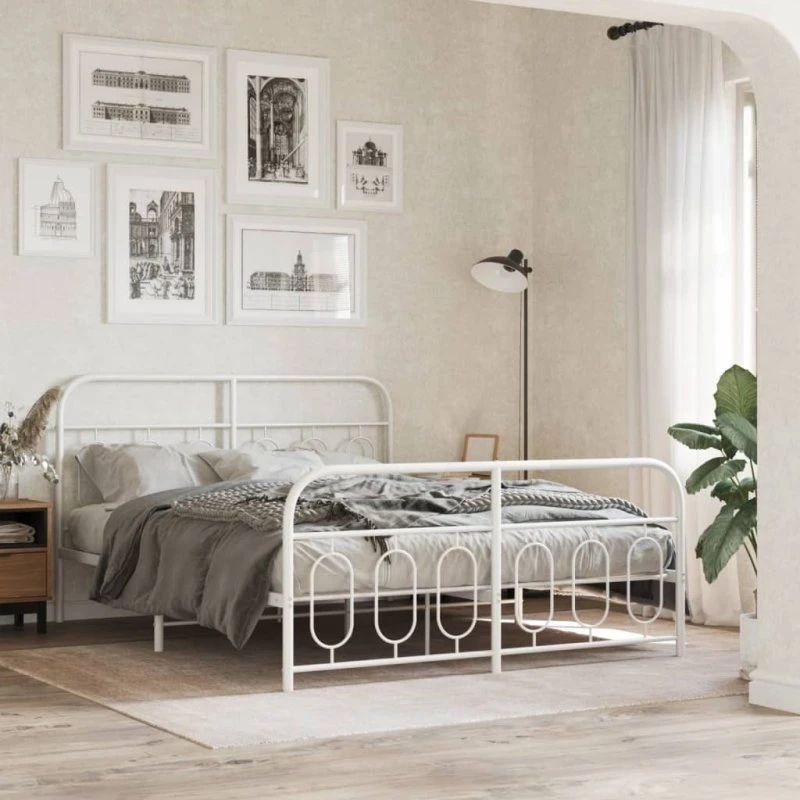 Hvid metal sengeramme med sengegavl 140x190 cm