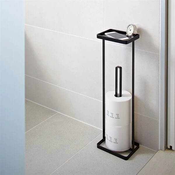 Yamazaki Tower toiletrulleholder til gulv med hylde, sort