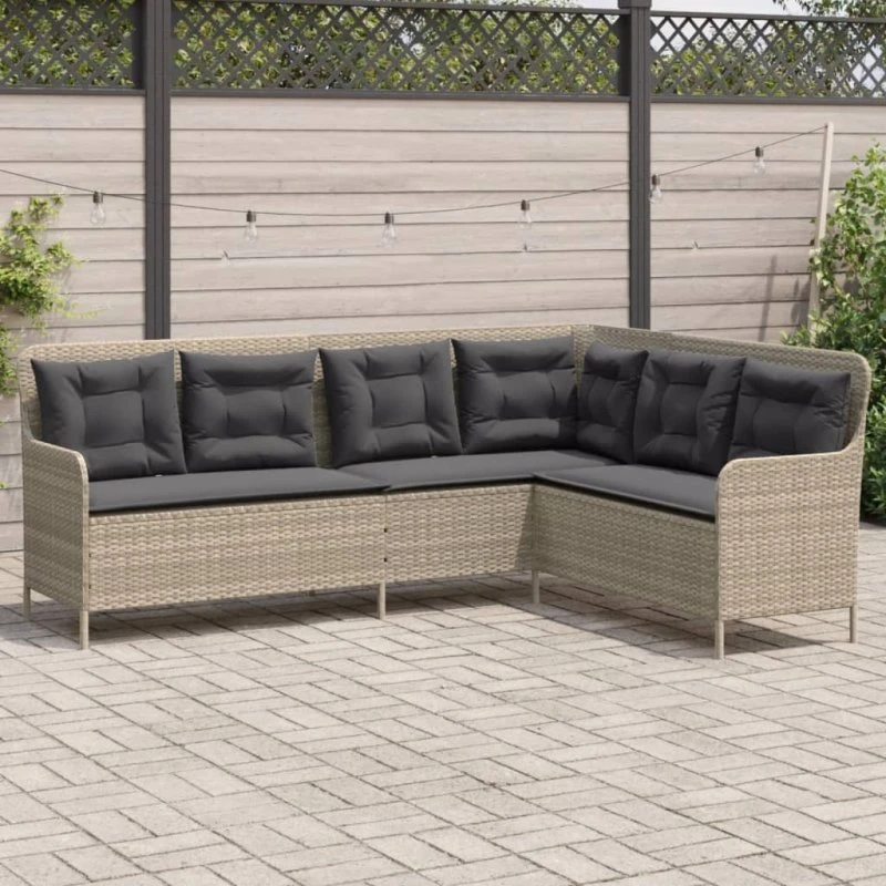 L-formet havesofa i lysegrå polyrattan med hynder