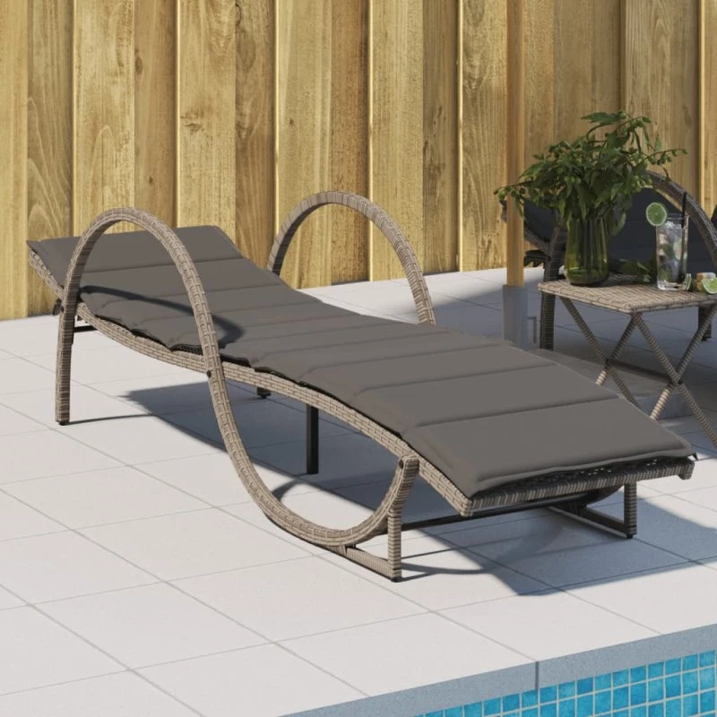 Liggestol i polyrattan med hynde 60x199x42 cm - grå
