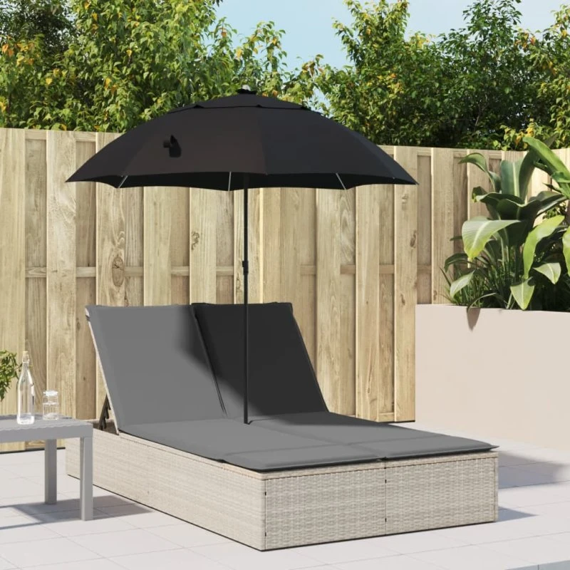 Dobbelt loungesofa i polyrattan med hynder og parasol