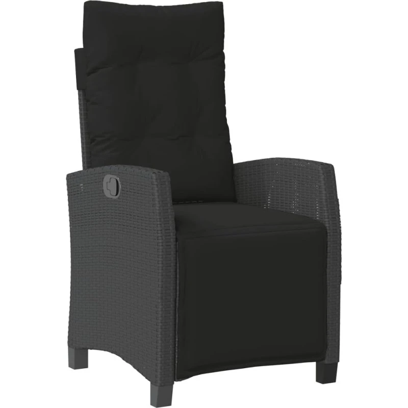Havestol i sort polyrattan med justerbart ryglæn og fodstøtte