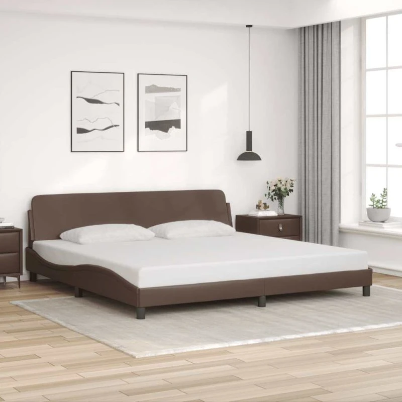 Dover sengeramme 200x200 cm – brun kunstlæder
