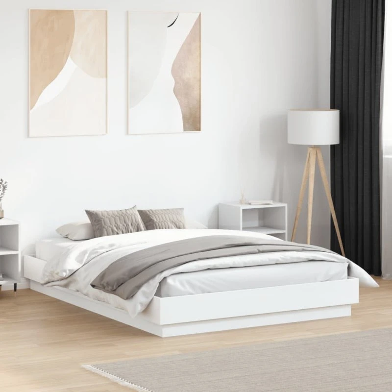 Sengestel 135x190 cm i konstrueret træ - hvid