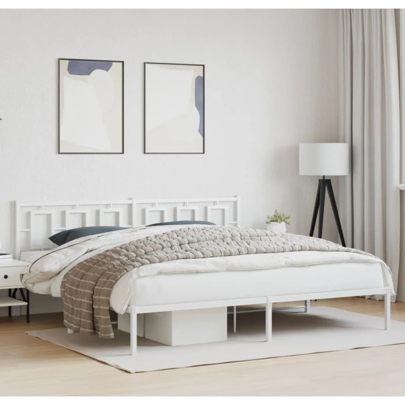 Sengeramme i hvidt metal 193x203 cm med sengegavl