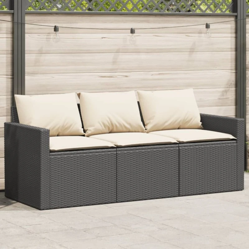3-personers havesofa i sort polyrattan med hynder