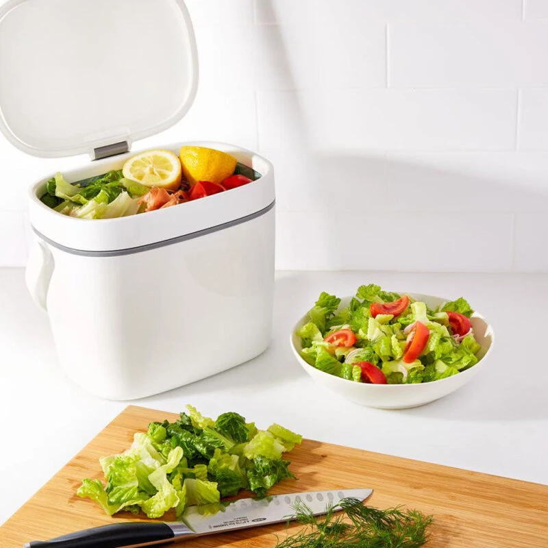 OXO Countertop Bin - bordkompostspand i robust plast