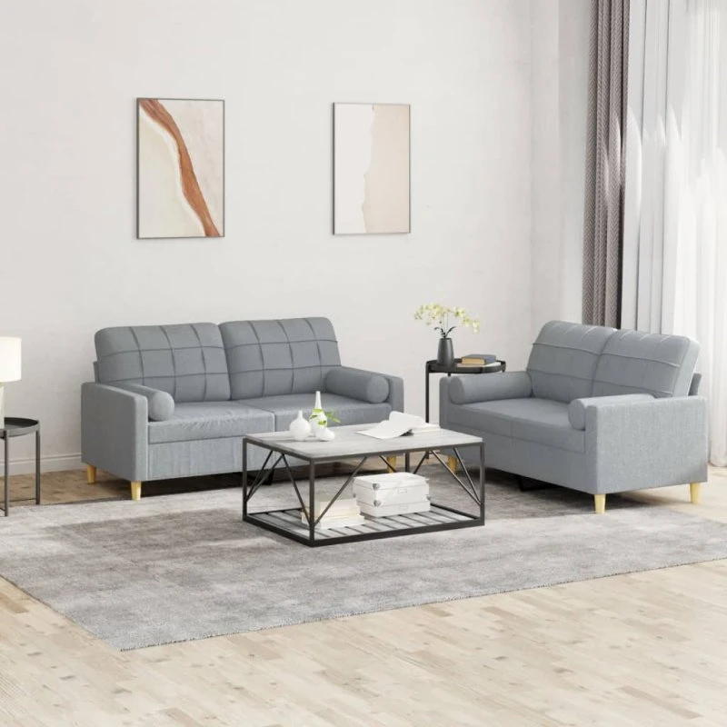 Sofasæt 2-dele i lysegråt stof – komfortabelt og holdbart