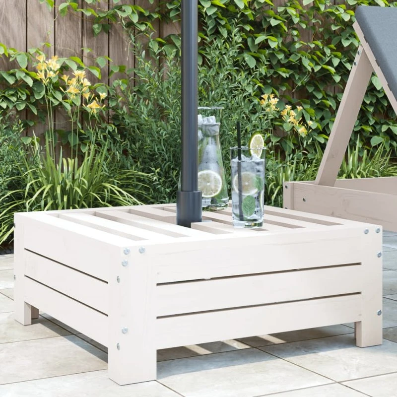 Skjuler til parasolfod i massivt fyrretræ – rustikt sidebord