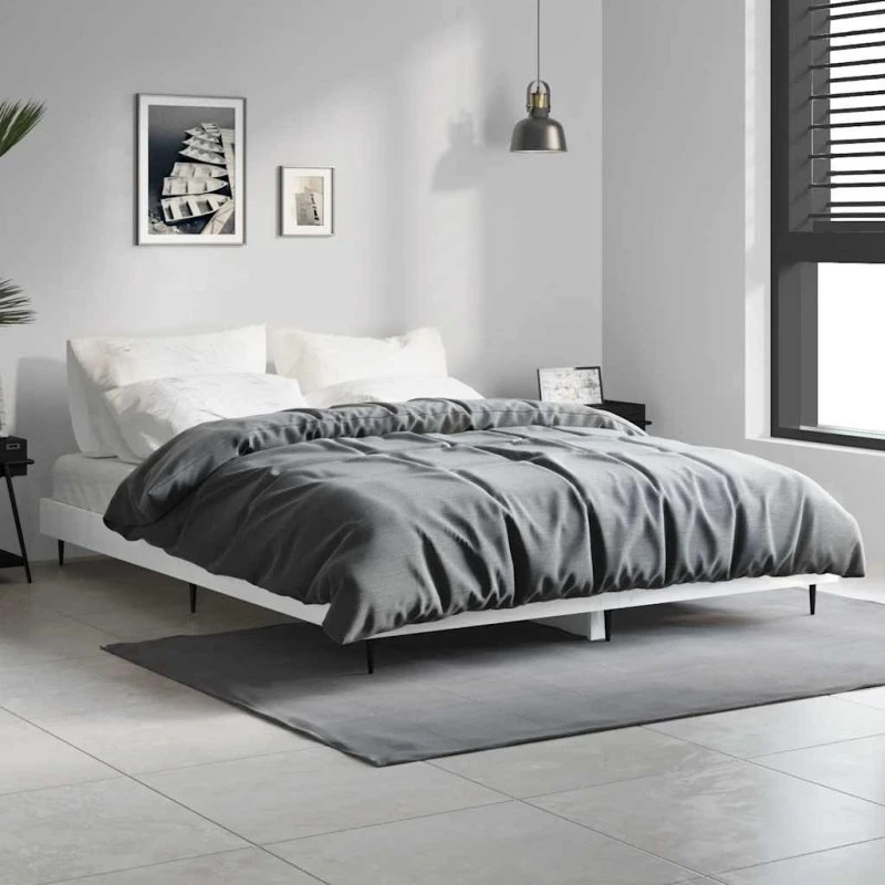 Sengestel 140x190 cm i hvid højglans – konstrueret træ